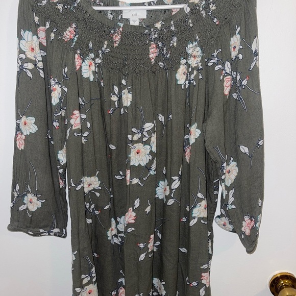 J. Jill Olive Floral Blouse - Picture 2 of 7